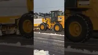 #automobile #explore #winter #truck #travel #follow #snow #hollend #likes #views ❤️❤️❄❄❄💙💙❄❄❤️❤️❤️