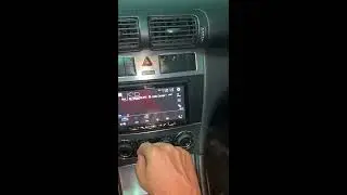 Pioneer SPH-DA230DAB en Mercedes Clase C W203 2005 parte 1 de 2