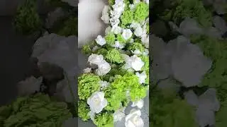 🌸 Want to learn flower arranging or know where to source flowers? 💐 Message me