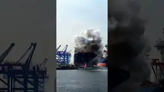 reason behind exploded 😱 or cargo ship container blast 😮 #container #cruise #oceanvideo #viralshorts