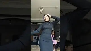 danseaza Fata pe manele tiktok romania
