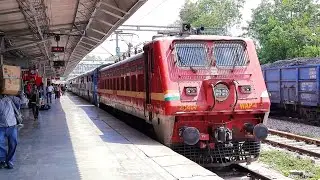 Kasganj Agra Fort Passenger arriving Mathura Junction with GD WAP 4, Indian Railways...!!