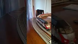 HO-Scale Caltrain and BART on the Dining Room Table