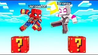 Счастливые блоки Человека-паука в Minecraft Skywars
