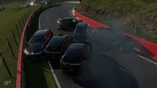 GT7 Sophy AI Bug 1.61: Honda CR-V Madness