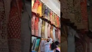 Natraj market, Malad.Street shopping for women in Mumbai.#shorts #streetmarket #mumbaistreetshopping