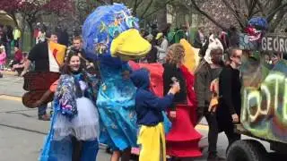 Dinky's Day at Big Parade
