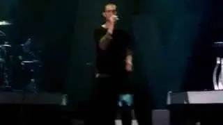Maroon 5 - Makes Me Wonder