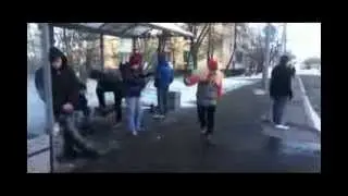 harlem shake 2 в метро!С участием школьников!)