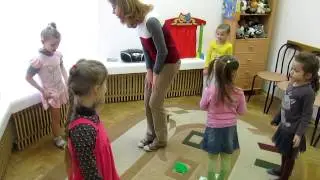 Gergel School English Lessons - Jumping in the forest