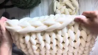Big tube yarn closing binding pillow case my way.