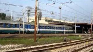 Treni a Reggio Emilia 26 - IV - 2011