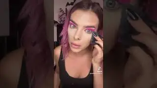 Cute and easy clown Halloween look using the zombified collection 🧟&zwj;♀️