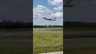 Freebird Airlines A320 Takeoff🛫 #aircraft #airplane #planespotting #a320 #freebird #aviation #viral