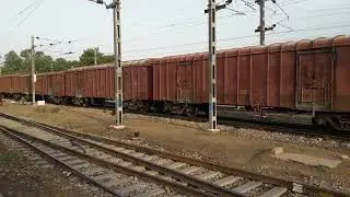 ROZA WDG4G CHARGE WITH HEAVY BCNA FREIGHT TRAIN
