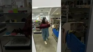 #minivlog Come thrifting with me as a plus-size girlie! #plussizefashion #thriftwithme #plussize