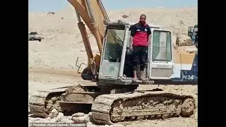 Driver of viral Suez Canal digger says he hasn't been paid for working overtime | Really News