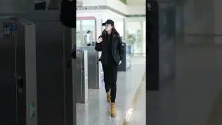 Airport Street Style Outfit | All Black Fashion Look 2025