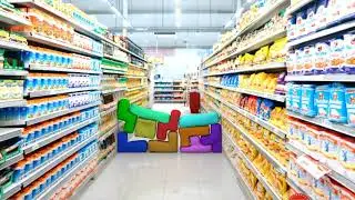 PacMan ft TETRIS in Supermarket