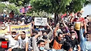 UP Four cops suspended over lathicharge at ABVP workers in Barabanki IG submits report to CM Yogi