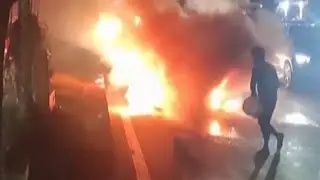 Hyderabad : Moving Car Catches Fire In Madhapur | AHN News