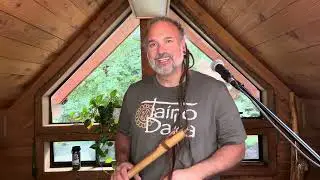 North American Indigenous Alternating Drone Flute in F (NAI)