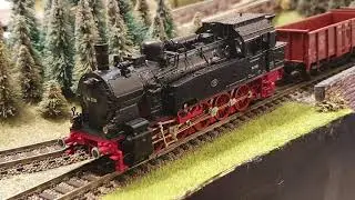 On Hausermmoos today we have a DB BR Class 94 1730 on Coal Freight Duty or Kohlefracht