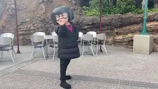 ★Meet Edna Mode at Tokyo DisneySEA Lost River Delta  東京ディズニーシー　ロストリバーデルタのエドナ