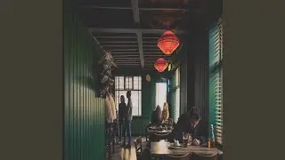 Simplistic Ambiance for Outdoor Dining