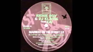 Richie Boy & DJ Klasse - Madness On The Street (4x4 Bounce Mix)
