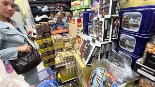 HÀNG MỸ COSTCO SALES NHIỀU CÔ CHÚ GHÉ ỦNG HỘ TẠI SÀI GÒN 