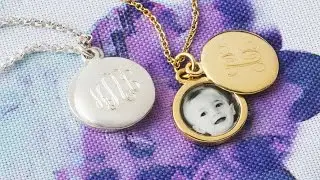 The photos in this locket won&rsquo;t fade.