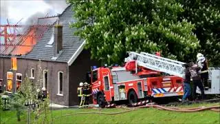 Grote brand in woning en caravanopslag Opperduit Lekkerkerk - 112HM