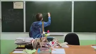 ОТРЫВОК ИЗ ТЕЛЕГРАММ КАНАЛА CEGOU. ГРИФЕР НАПИСАЛ МАЙНКРАФТ НА ДОСКЕ.