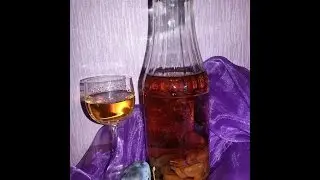 Zwetschgenlik&ouml;r Amaretto Style: Resteverwertung f&uuml;r Steine / Kerne von Zwetschgen