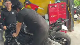 L&agrave;m d&agrave;n hơi R1 2015, Đường gi&oacute; đặc biệt của d&ograve;ng Yamaha