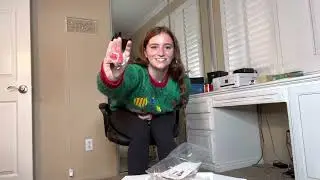 Unboxing my butt pillow!