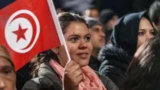 Global Journalist: Tunisia, last light of the Arab Spring