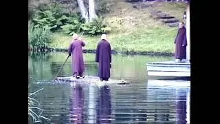 Plum Village Sangha at Maple Forest & Green Mountain, Vermont begins fall retreats in the US in 2002