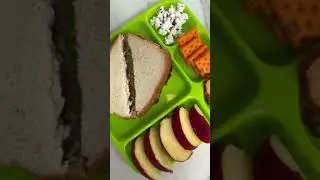 which lunch ate you choosing? 🥪 #backtoschool #schoolsnacks #snackideas #healthysnacks #driedfruits