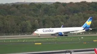 Flugzeug Start - Condor Thomas Cook hebt ab