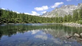 Libro di Cesare Re: SENTIERI IN OSSOLA E VALSESIA, 75 itinerari di trekking e trail. VERSANTE SUD