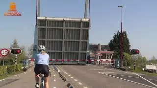 DUTCH BRIDGE OPENS  - Follega - Brug Follega