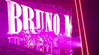 Bruno Mars - Uptown Funk - Live at Park Theater Las Vegas