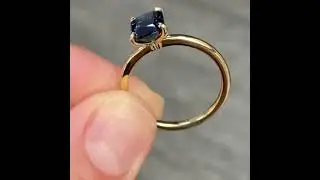 Australian sapphire engagement ring, Sydney jeweller Lizunova Fine Jewels.