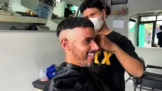 Man Headshaving In Street Of London From A barber 💈
