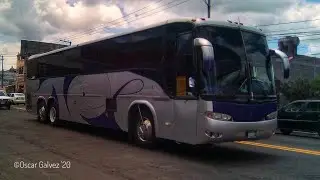 Perseguimos un autobus Dina Marcopolo Viaggio GV1000 modificado en Morelia. El motor suena increible