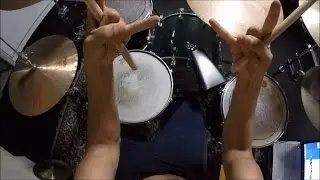 Jeremy Castillo - Creando ritmos y redobles