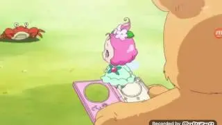 Ha-chan with crab