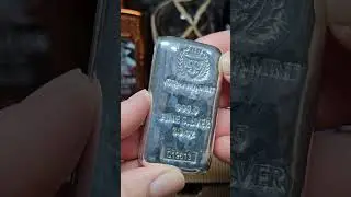 This is a STUNNING 10oz Silver Bar!! #bullion #collection #silver #silverbar